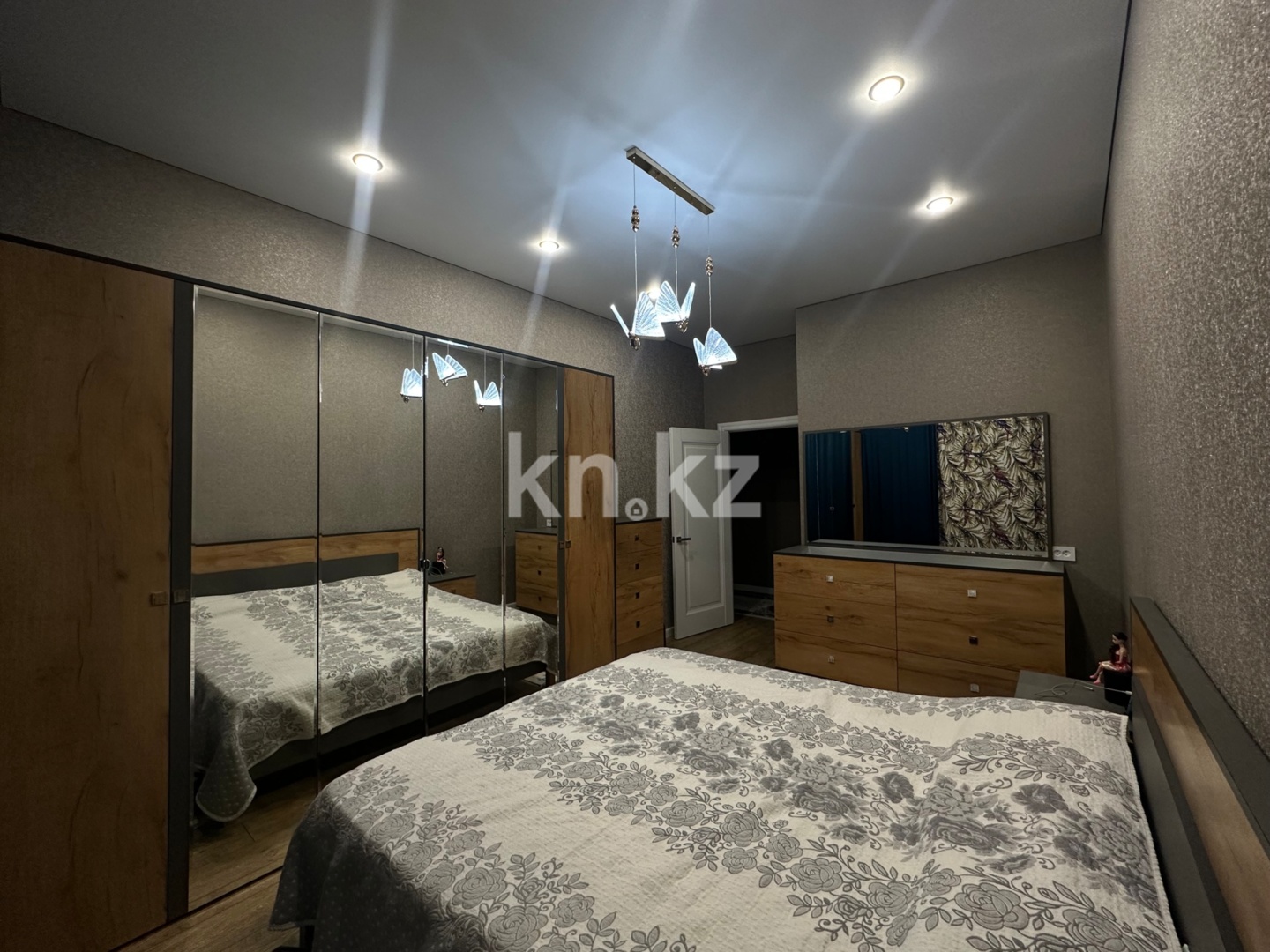Продажа 2-комнатной квартиры, 62.7 м² в Караганде - фото 4