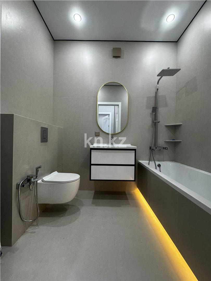 Продажа 1-комнатной квартиры, 38 м², ул. Е-15 в Астане - фото 6