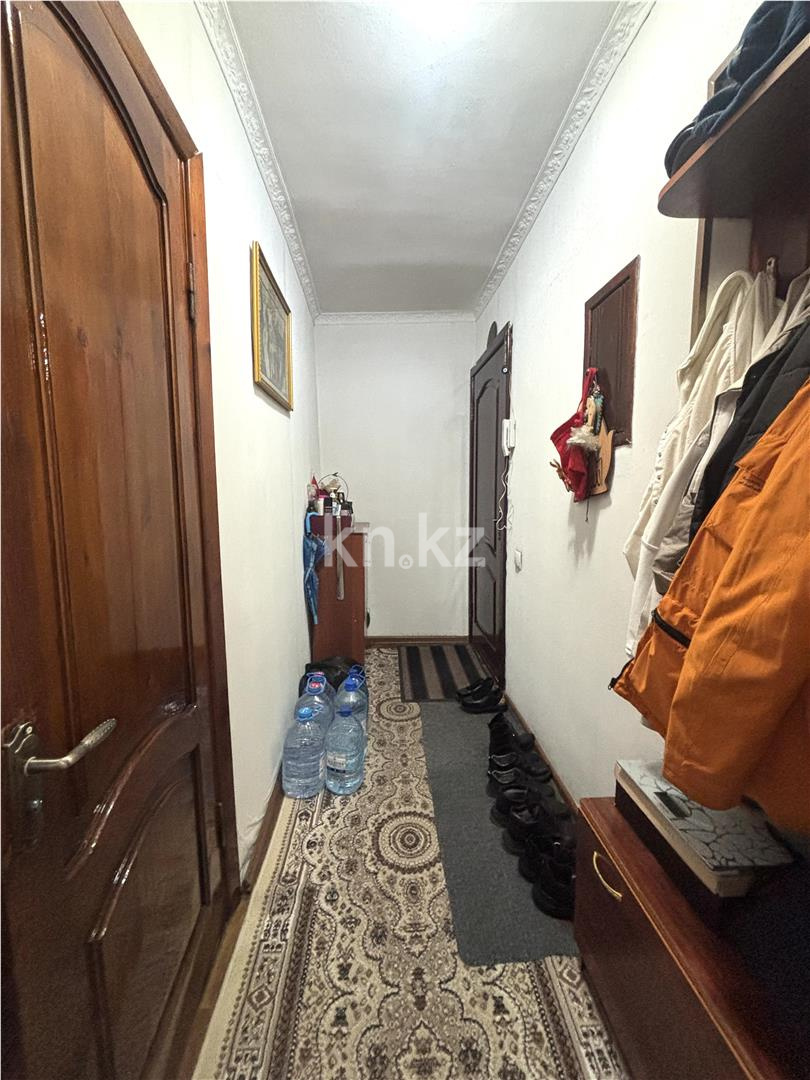 Продажа 2-комнатной квартиры, 44 м², пр. Назарбаева, дом  27 - Продажа квартир в Караганде фото 10 из 12