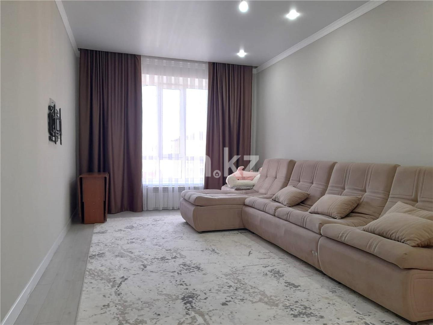 Продажа 3-комнатной квартиры, 94 м², ул. Муканова - Продажа квартир в Караганде фото 1 из 20