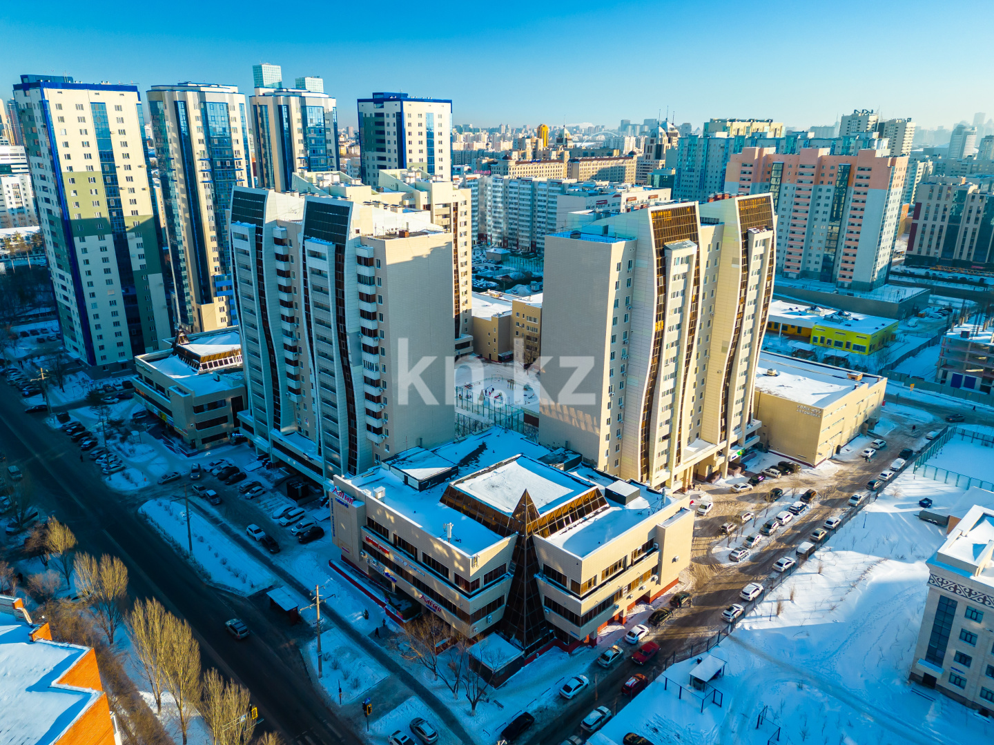 Продажа 2-комнатной квартиры, 64 м², пр. Абая, дом  8 в Астане - фото 7