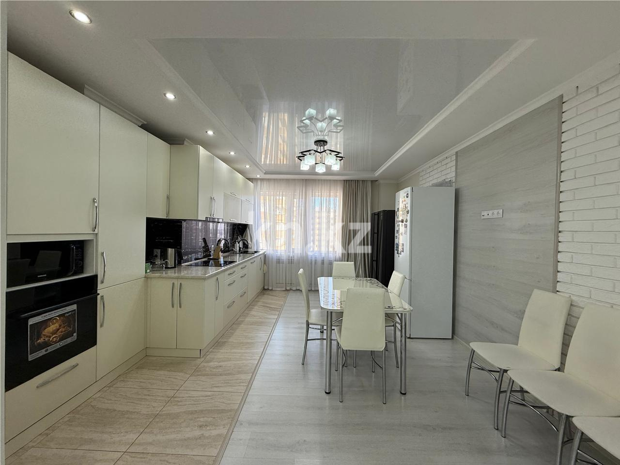 Продажа 3-комнатной квартиры, 103 м² - Продажа трехкомнатных квартир в блочном доме в Караганде фото 2 из 29