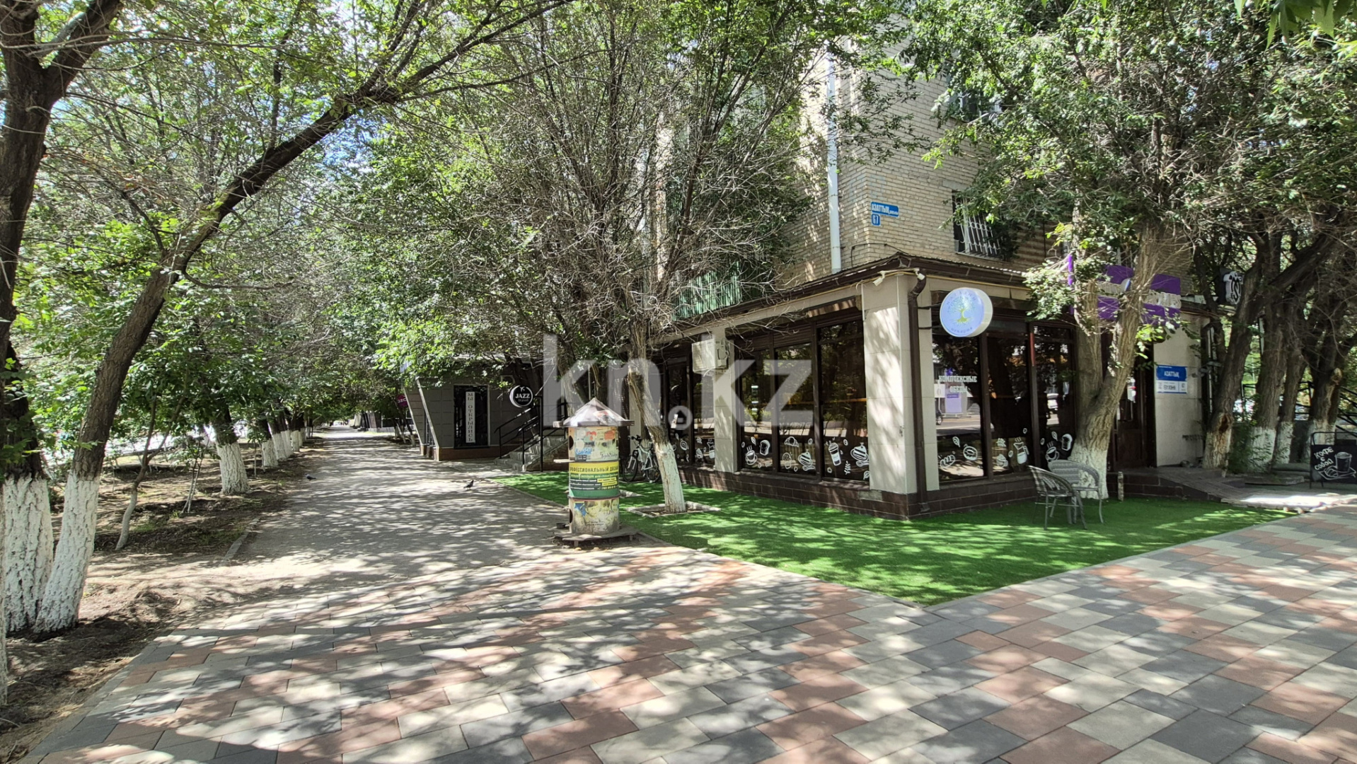 Продажа 2-комнатной квартиры, 43 м², пр. Азаттык, дом  67 - Продажа и аренда недвижимости в Атырау фото 11 из 29