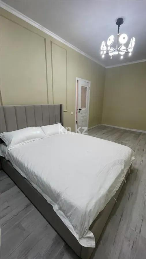 Продажа 2-комнатной квартиры, 48 м², пр. Абая, дом  164 в Алматы - фото 2