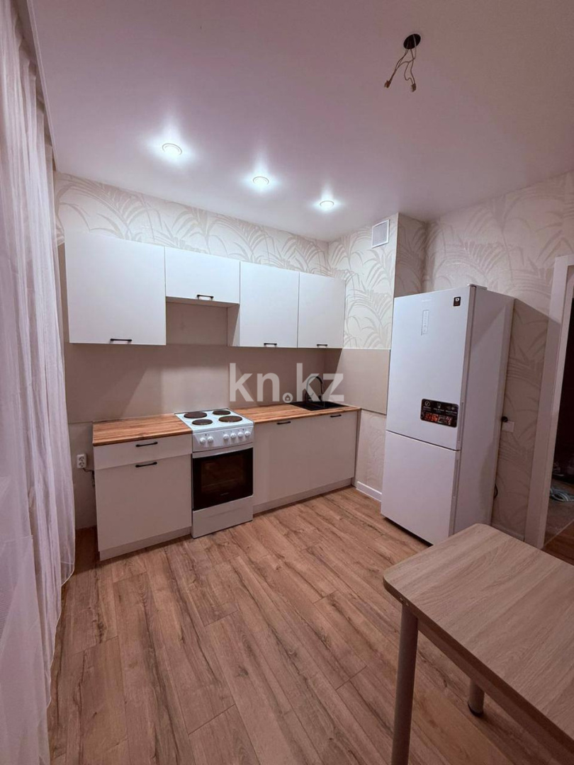 Аренда 2-комнатной квартиры, 48 м² в Астане