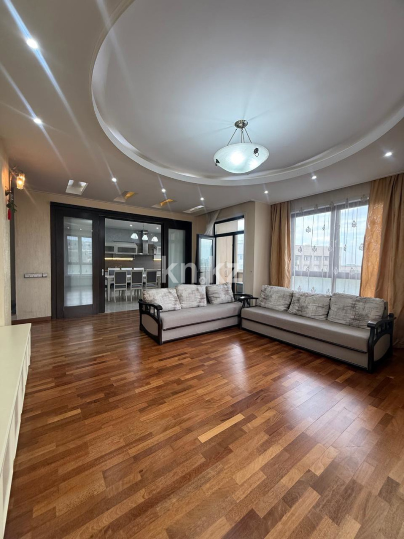 Продажа 4-комнатной квартиры, 158.2 м², пр. Аль-Фараби в Алматы - фото 2