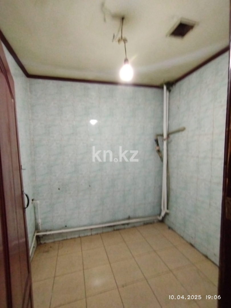 Продажа , 160 м², ул. Курмангазы, дом  87 - Продажа жилой и коммерческой недвижимости в Уральске фото 40 из 40