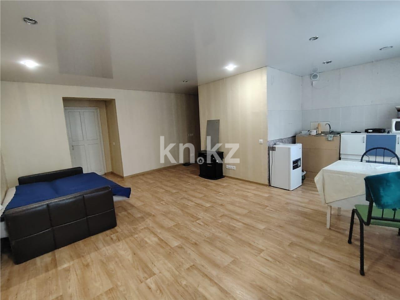 Продажа 2-комнатной квартиры, 44 м², пр. Республики, дом  39 - Продажа  двухкомнатных квартир в Темиртау с фото фото 1 из 12