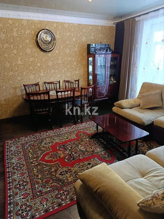 Продажа 3-комнатной квартиры, 64 м², мкр-н Гульдер-1 - Продажа квартир в Караганде с фото фото 1 из 6
