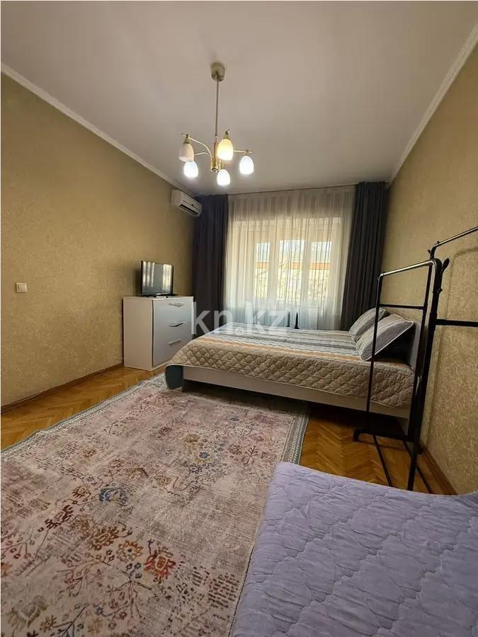 Продажа 1-комнатной квартиры, 35 м², ул. Казыбек би, дом  92 - Продажа квартир в Алматы фото 1 из 3