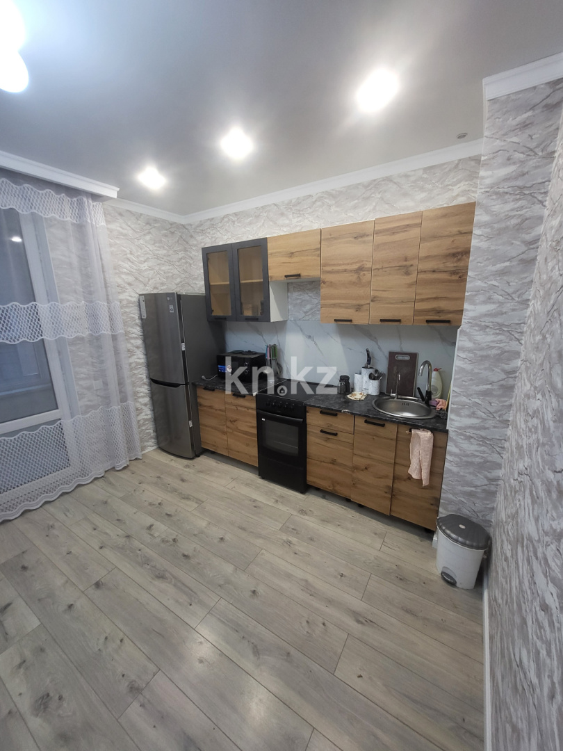 Аренда 1-комнатной квартиры, 42 м², ул. Керей, Жанибек хандар, дом  50/3 - Аренда квартир помесячно в Астане фото 2 из 4