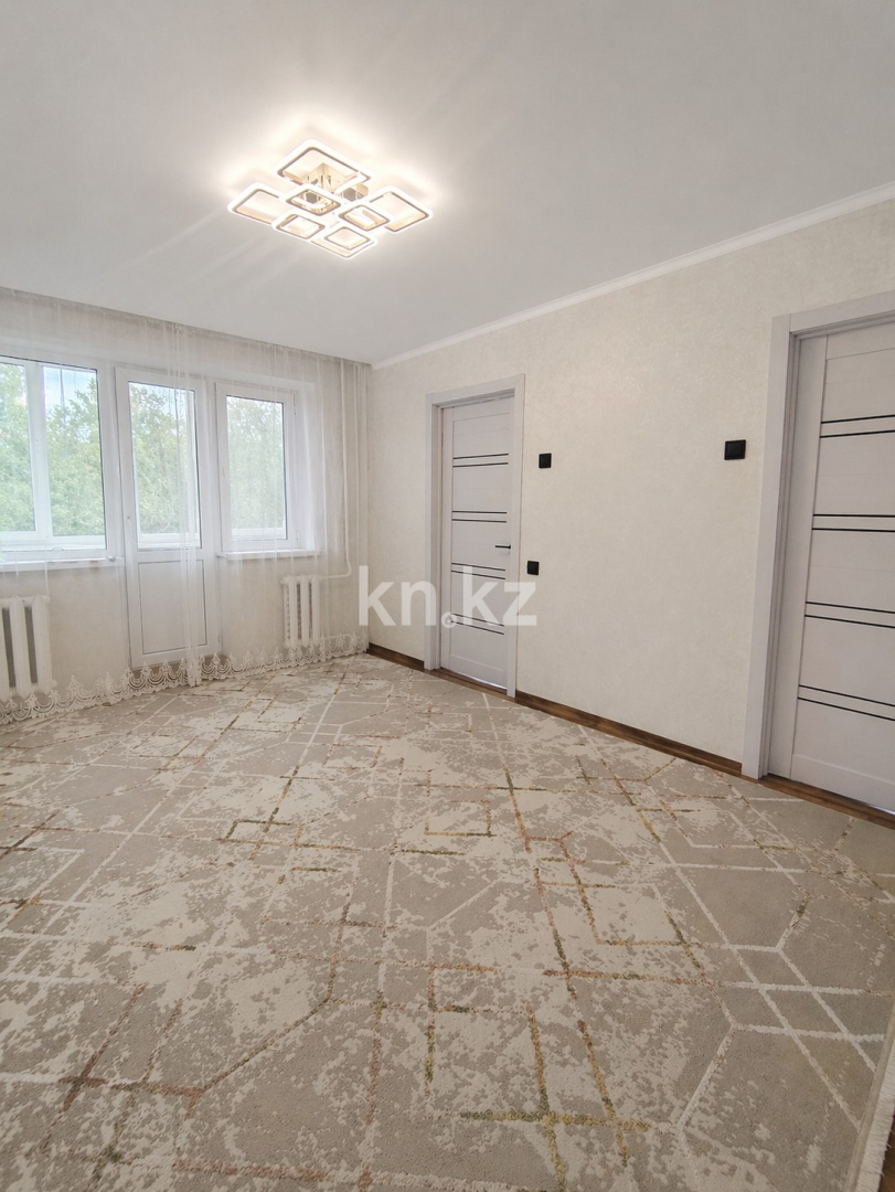 Продажа 3-комнатной квартиры, 48.1 м² - Продажа квартир в панельном доме в Уральске фото 2 из 16