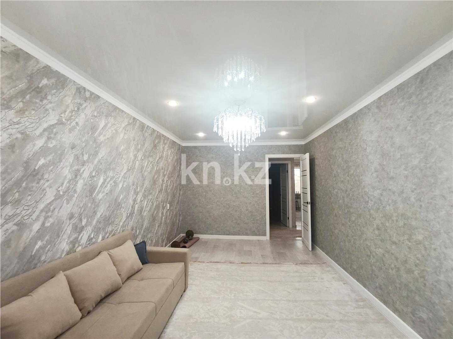 Продажа 2-комнатной квартиры, 47 м², мкр-н 15 в Караганде - фото 4