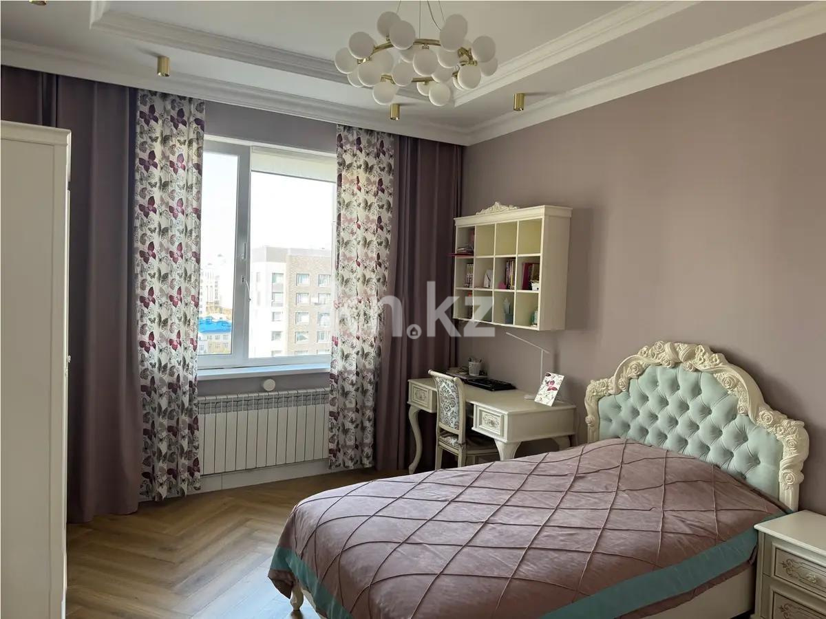 Продажа 4-комнатной квартиры, 119.2 м², ул. Туркестан, дом  28/2 - Продажа  четырехкомнатных квартир в Астане без посредников фото 1 из 8