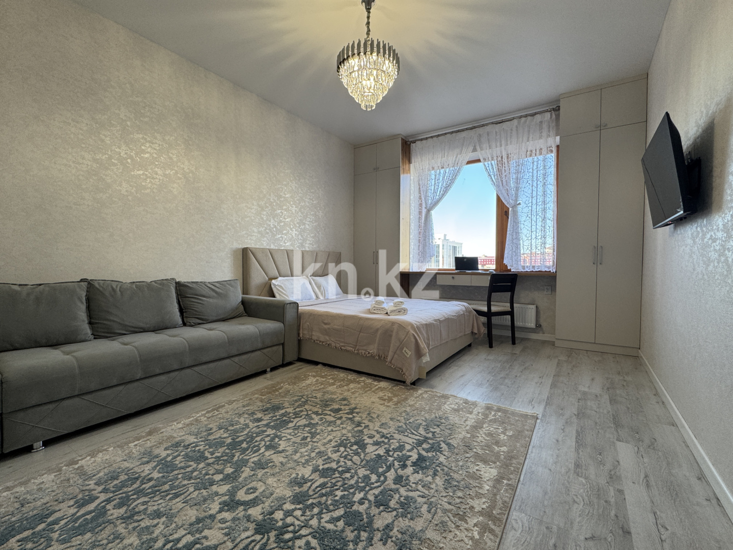 Аренда 1-комнатной квартиры посуточно, 50 м², ул. Кенесары, дом  8 - пр. Сарыарка - Аренда квартир посуточно в Астане с фото фото 1 из 7
