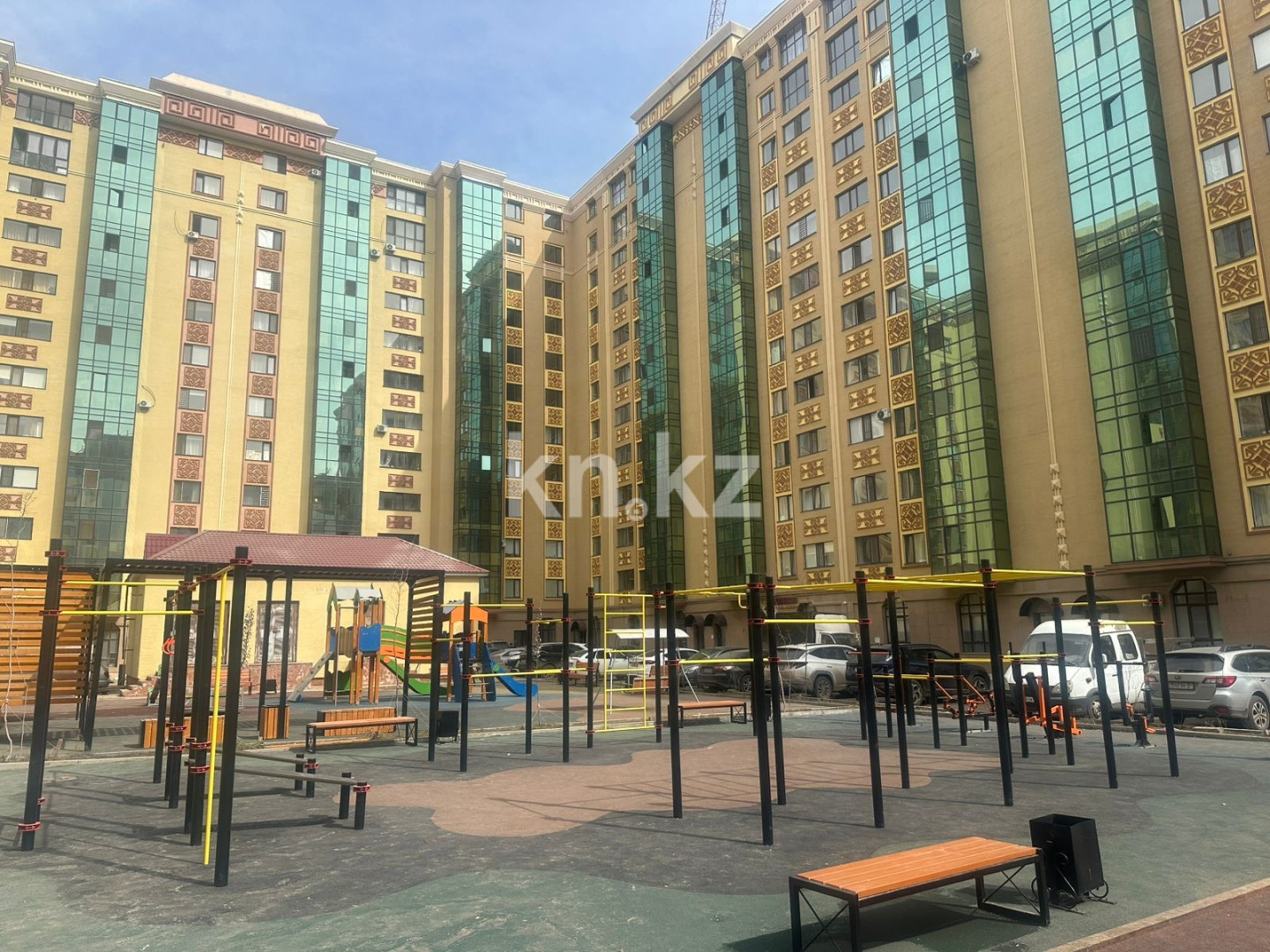 Продажа 4-комнатной квартиры, 150 м² в Астане - фото 2