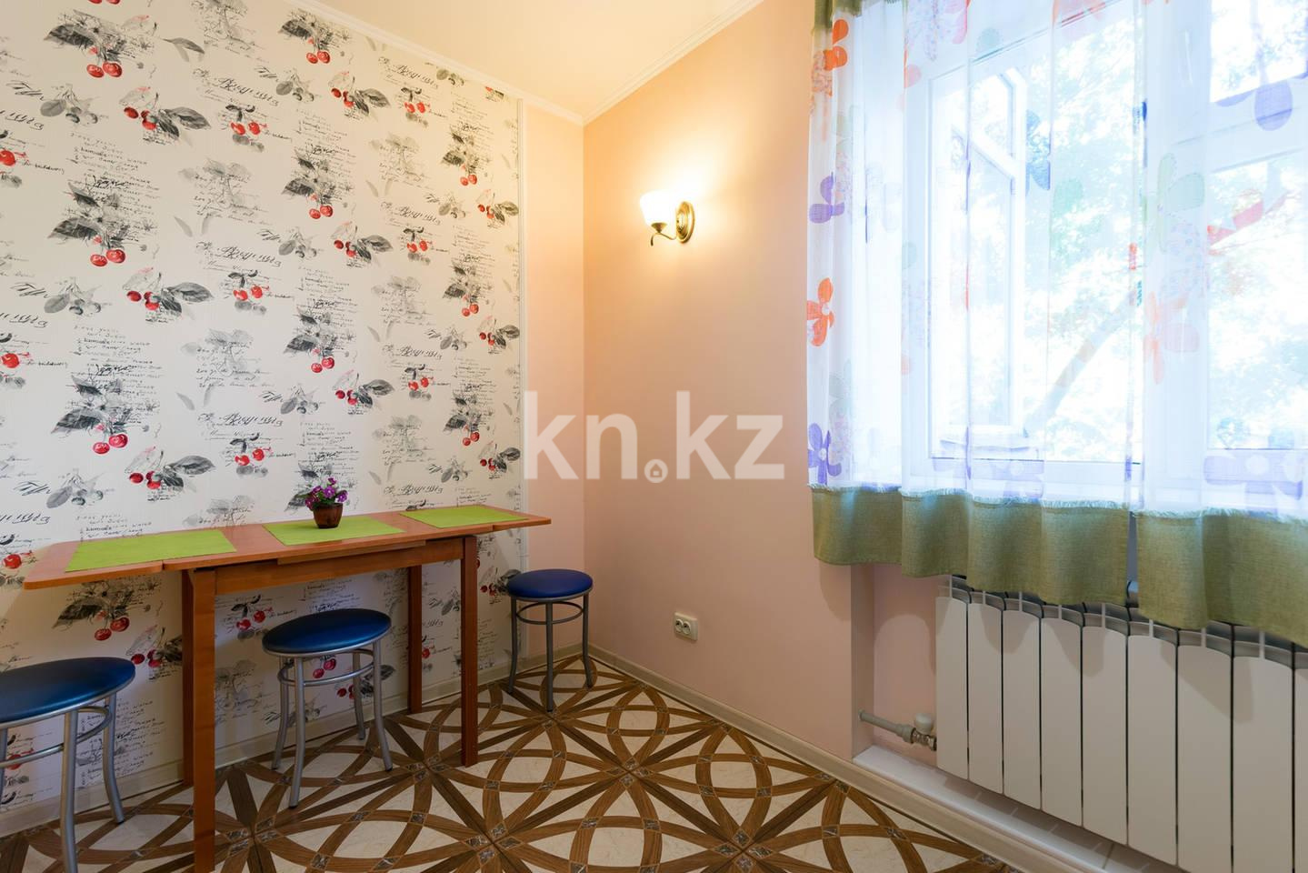 Аренда 2-комнатной квартиры посуточно, 48 м², ул. Наурызбай батыра, дом  63 - ул. Казыбек би - Аренда квартир посуточно в Алматы с фото фото 8 из 13