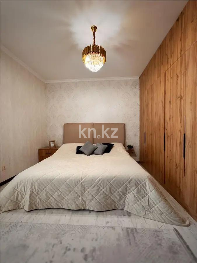 Продажа 3-комнатной квартиры, 130 м², пр. Тауелсыздык, дом  34/1 в Астане - фото 3
