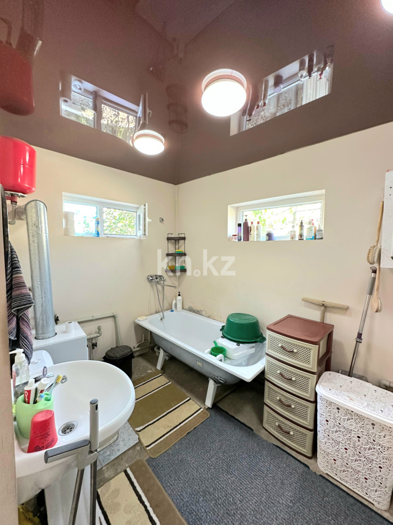 Продажа 6-комнатного дома, 160 м², Карасу, дом  2 - Продажа квартир в Шымкенте фото 12 из 40