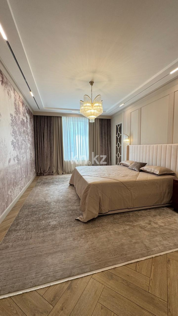 Продажа 7-комнатной квартиры, 251 м² в Алматы - фото 16