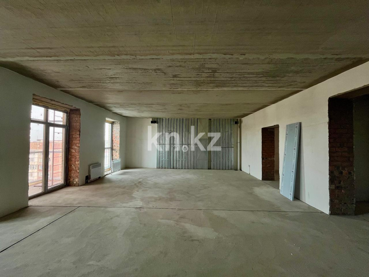 Продажа 3-комнатной квартиры, 104 м² - Продажа трехкомнатных квартир в Караганде - страница 3 фото 2 из 3