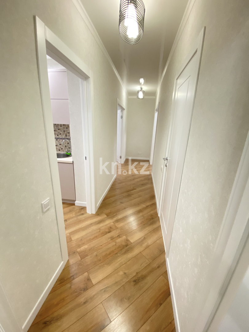 Аренда 2-комнатной квартиры посуточно, 80 м², ул. Керей, Жанибек хандар, дом  12/1 - Аренда квартир посуточно в Астане с фото фото 17 из 22