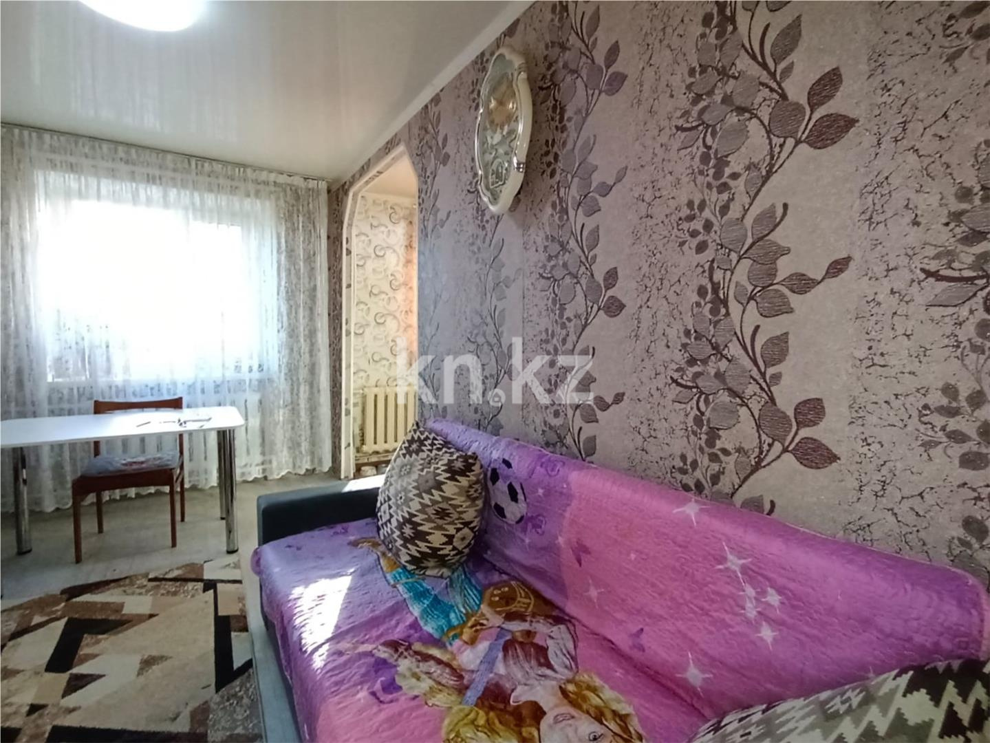 Продажа 3-комнатной квартиры, 51 м², 21 мкр., дом  9 в Караганде - фото 8