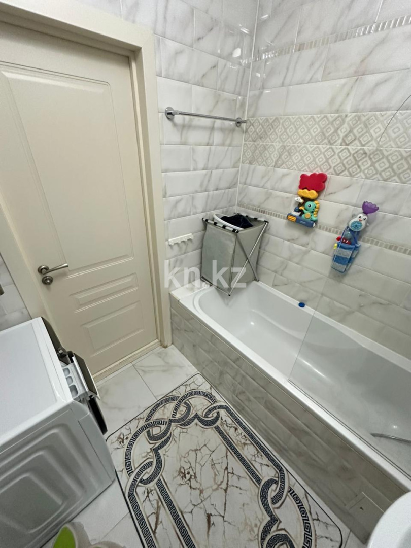 Продажа 3-комнатной квартиры, 95 м², ул. Навои в Алматы - фото 8