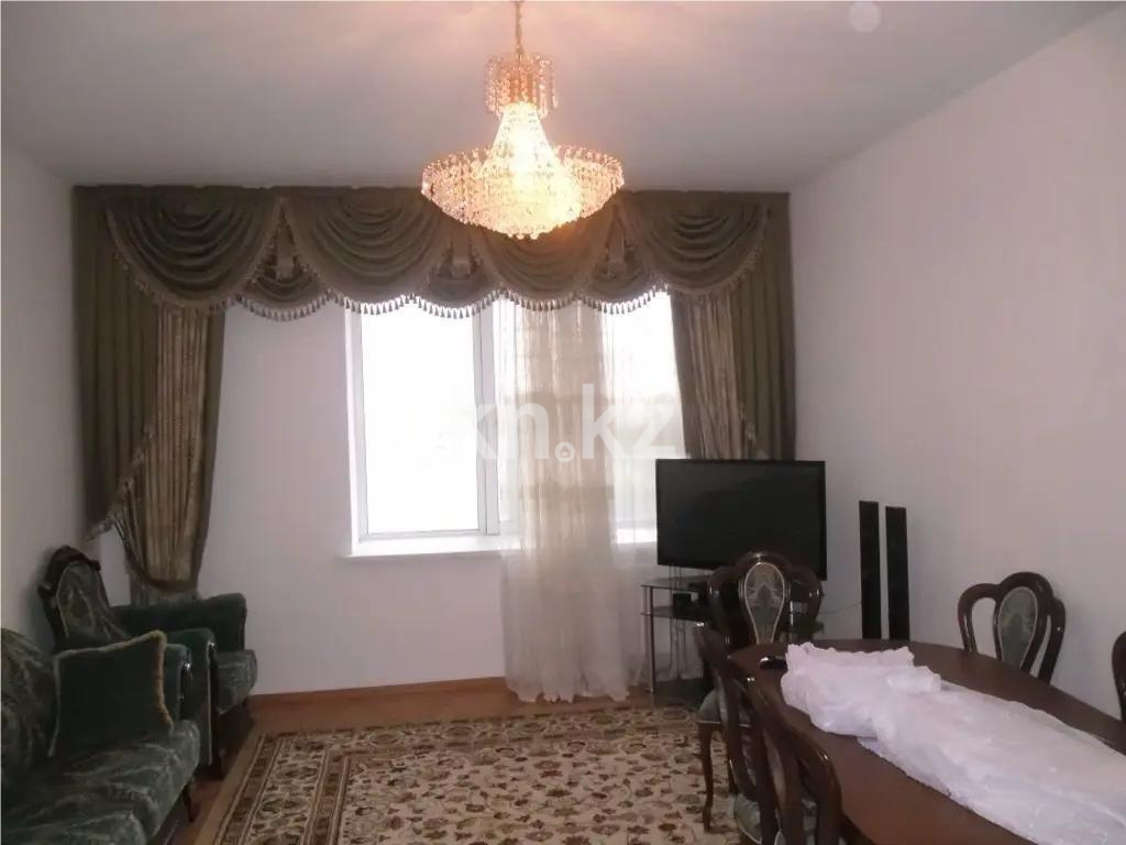 Продажа 4-комнатной квартиры, 120 м², пр. Абая, дом  18 в Астане