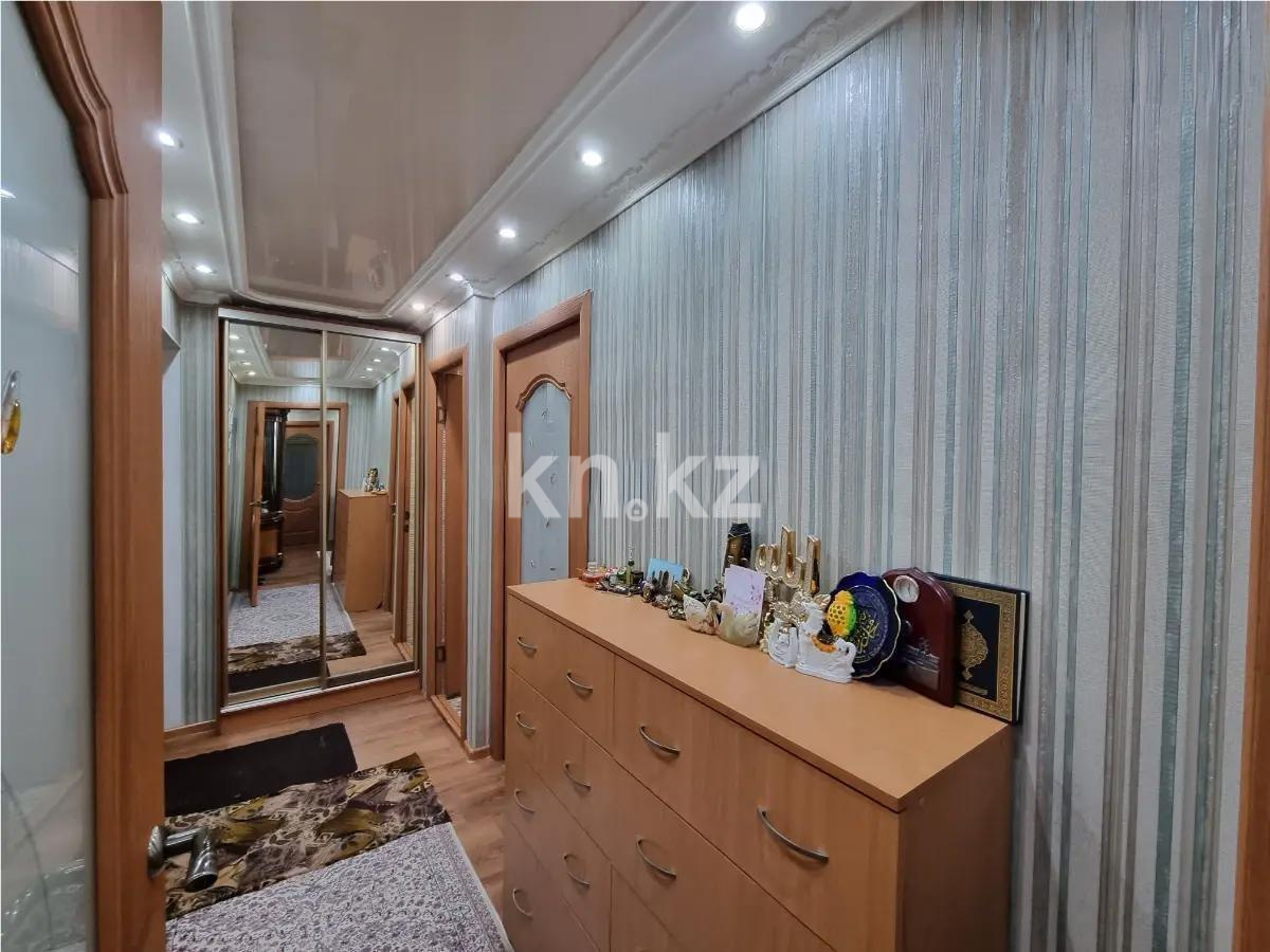 Продажа 3-комнатной квартиры, 59 м², ул. Ержанова, дом  25 в Караганде - фото 5
