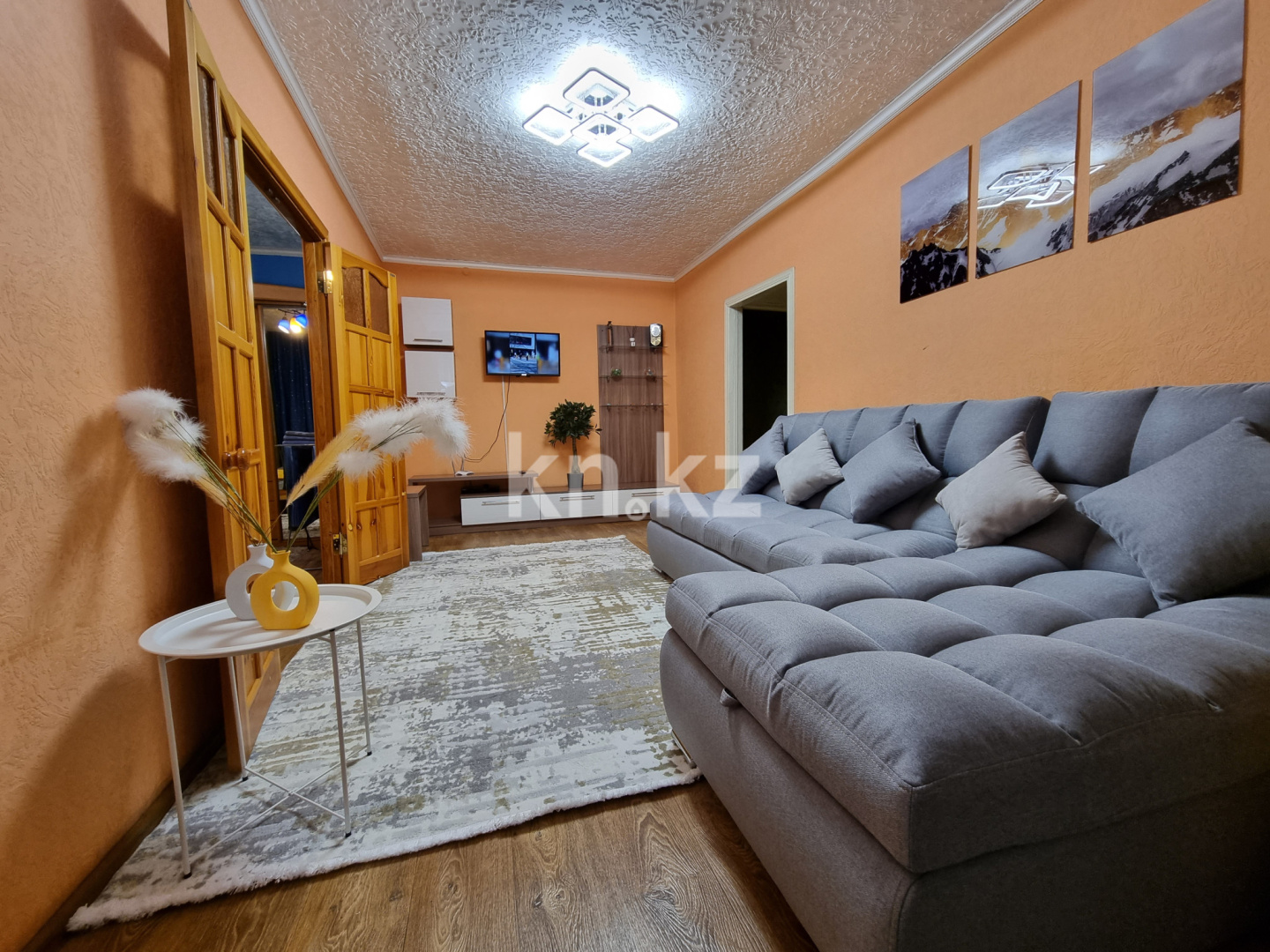 Аренда 2-комнатной квартиры посуточно, 48 м² - Аренда квартир посуточно в Усть-Каменогорске фото 4 из 14
