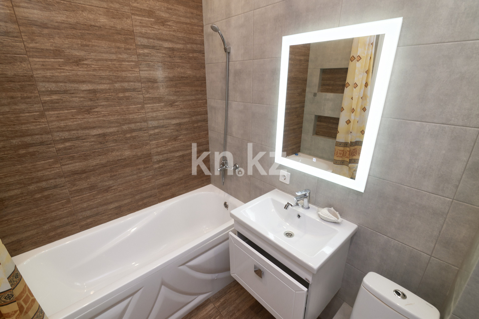 Продажа 3-комнатной квартиры, 80.9 м², ул. Токпанова, дом  20 - ул. Шарля де Голля - Продажа квартир в Казахстане фото 25 из 36