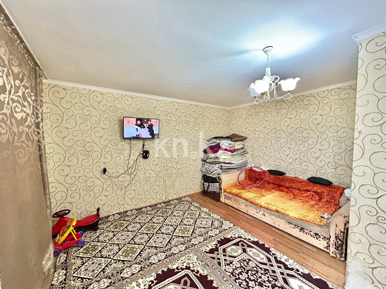 Продажа 1-комнатной квартиры, 31 м² - Продажа квартир в Караганде - страница 2 фото 1 из 9