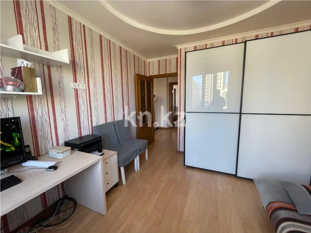 Продажа 3-комнатной квартиры, 76.8 м², ул. Сауран, дом  14 в Астане - фото 5