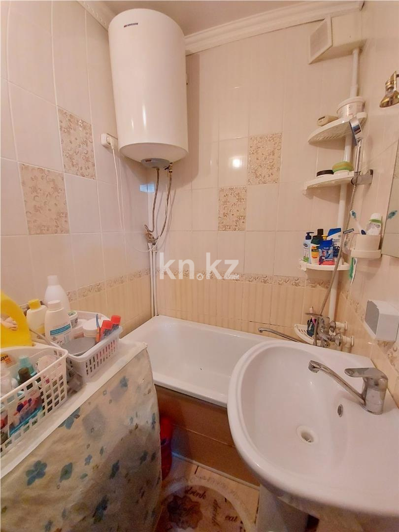 Продажа 4-комнатной квартиры, 62 м², ул. Жекибаева, дом  146 - Продажа квартир в Караганде фото 12 из 13