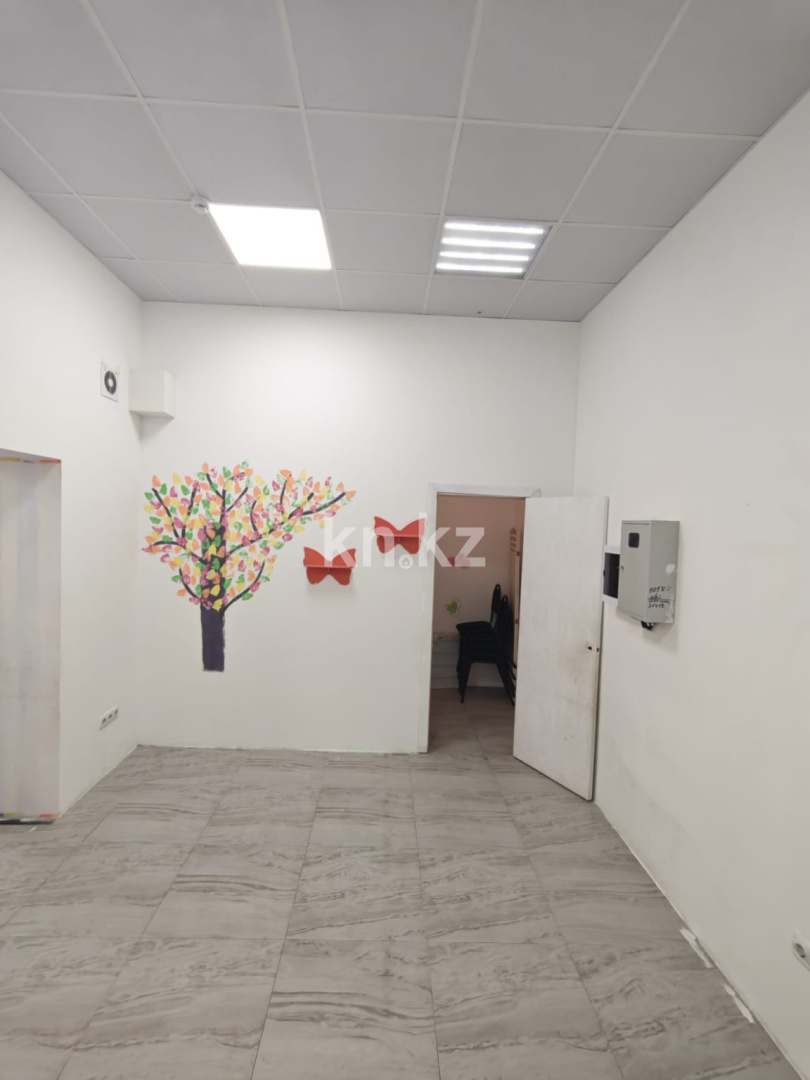 Продажа помещения, 58 м² - Продажа офисных и торговых помещений в Казахстане - страница 2 фото 4 из 12