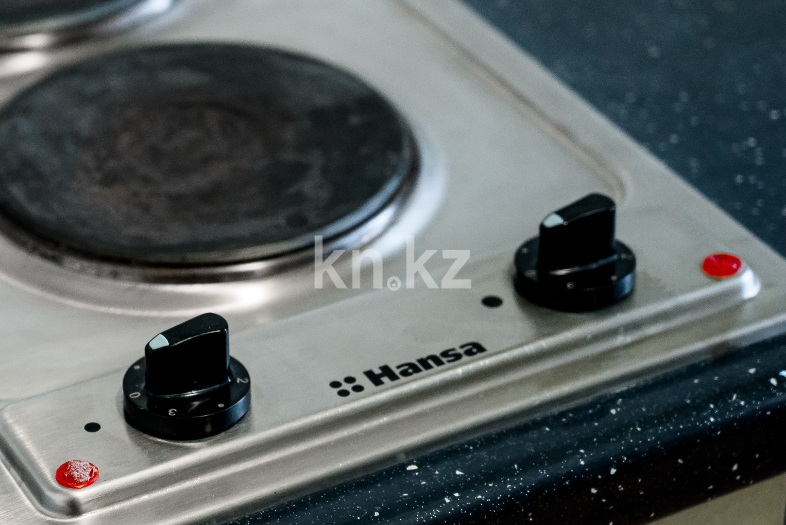 Аренда 1-комнатной квартиры посуточно, 43 м², пр. Республики, дом  93/1 - Аренда жилой и коммерческой недвижимости в Темиртау фото 7 из 22