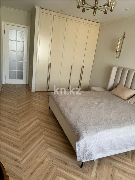 Продажа 4-комнатной квартиры, 103 м², ул. Сатпаева, дом  90/54 в Алматы - фото 2