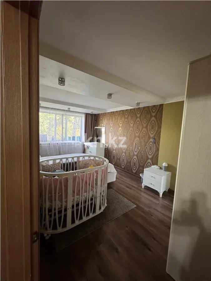 Продажа 3-комнатной квартиры, 63 м², мкр-н 23, дом  25 в Караганде - фото 2