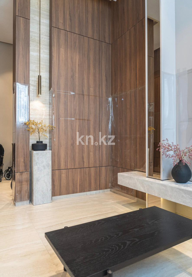 Продажа 4-комнатной квартиры, 121 м² - Продажа квартир в Астане фото 1 из 8