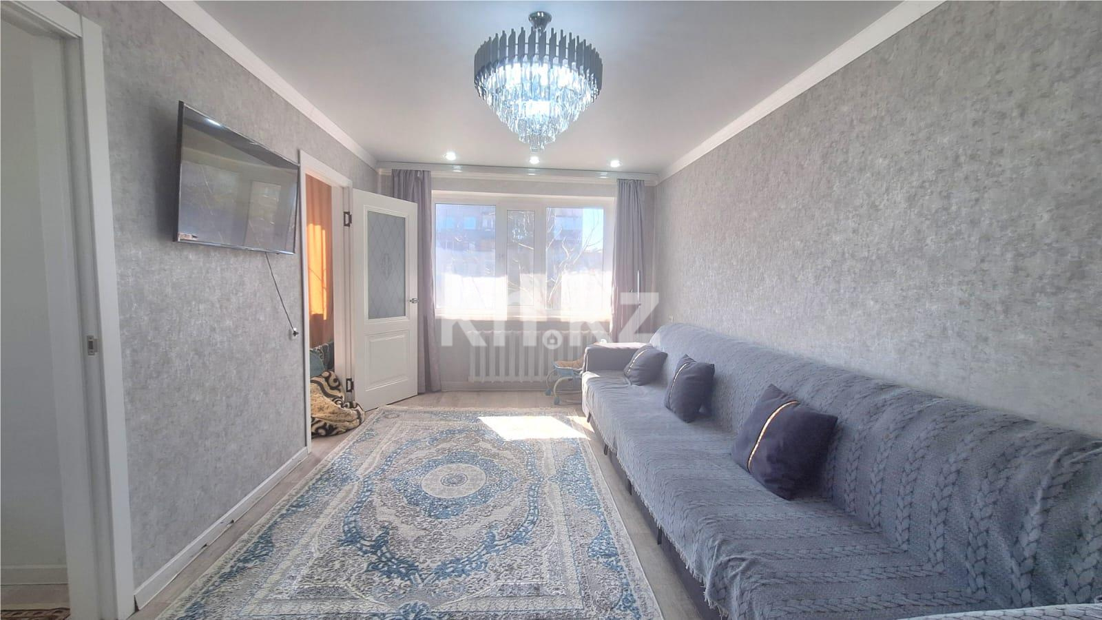 Продажа 4-комнатной квартиры, 60 м² - Продажа четырехкомнатных квартир в панельном доме в Караганде - страница 2 фото 1 из 9