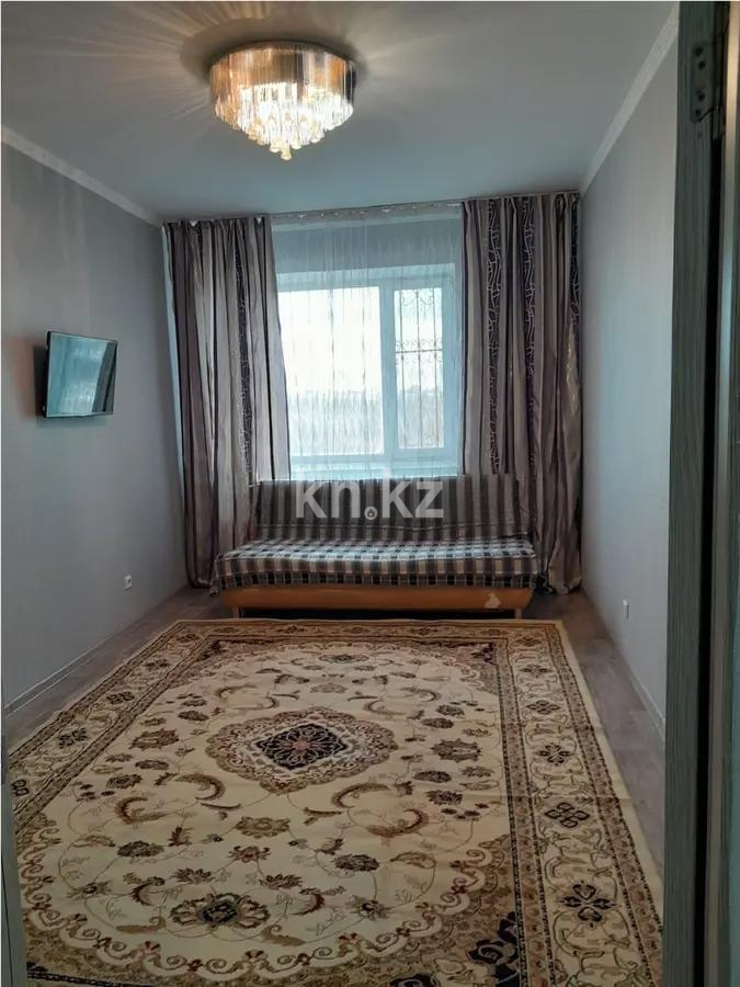 Продажа 1-комнатной квартиры, 38 м², пр. Кошкарбаева, дом  80 - Продажа квартир в Казахстане фото 1 из 4