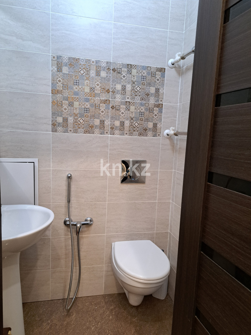 Продажа 3-комнатной квартиры, 100 м², ул. Лободы, дом  29/2 - Продажа  трехкомнатных квартир в Караганде без посредников фото 8 из 8