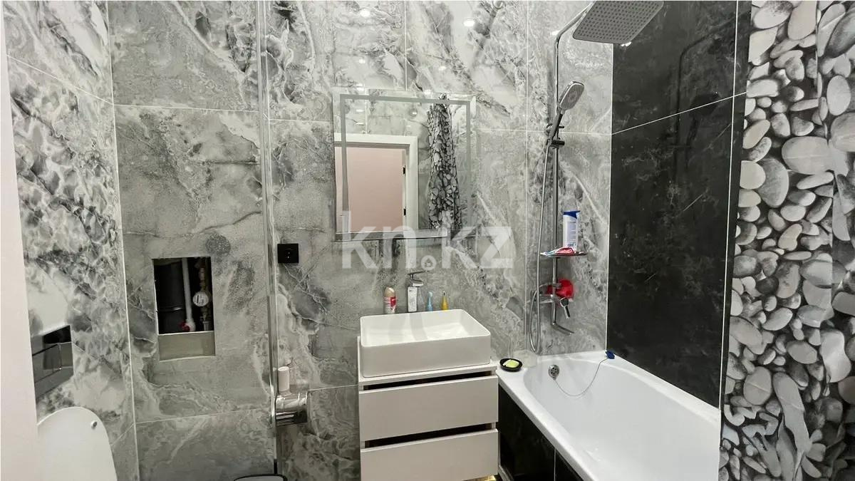 Продажа 3-комнатной квартиры, 94 м² - Продажа квартир в районе Юго-Восток в Караганде фото 3 из 4