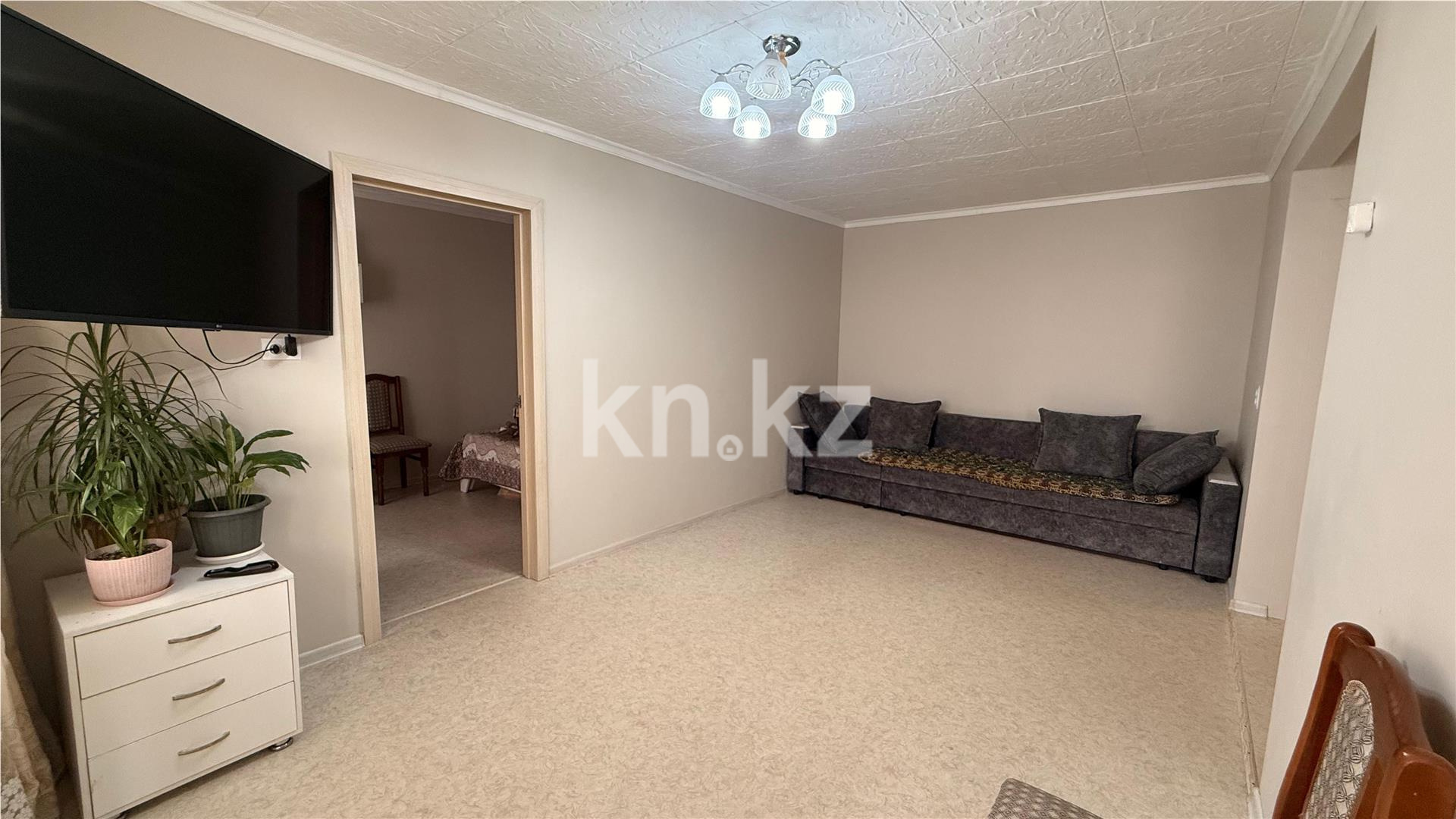 Продажа 2-комнатной квартиры, 46 м², пр. Н. Абдирова в Караганде - фото 2