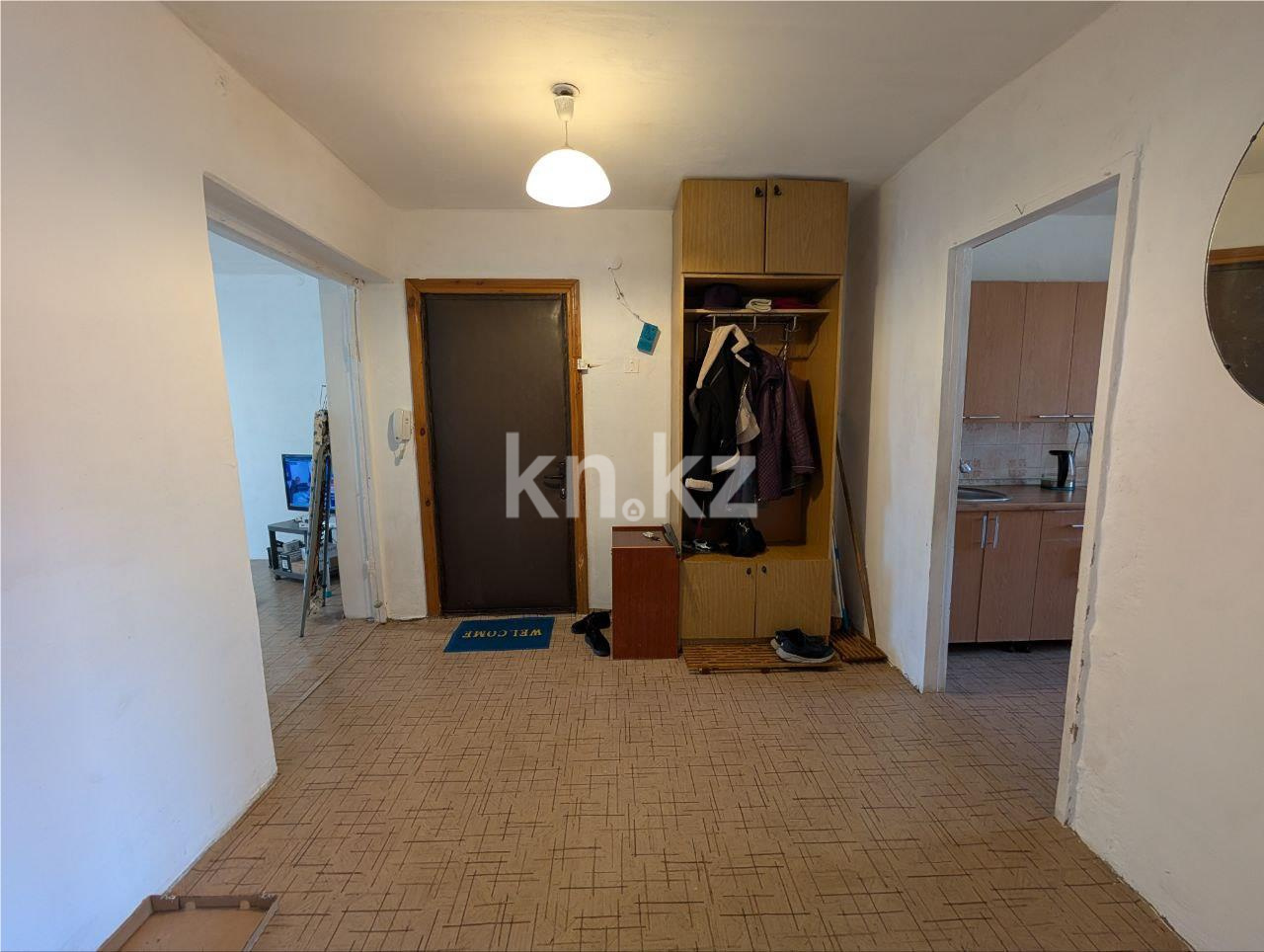 Продажа 3-комнатной квартиры, 61 м², мкр-н Восток-3, дом  9 - Продажа жилой и коммерческой недвижимости в Казахстане фото 10 из 15