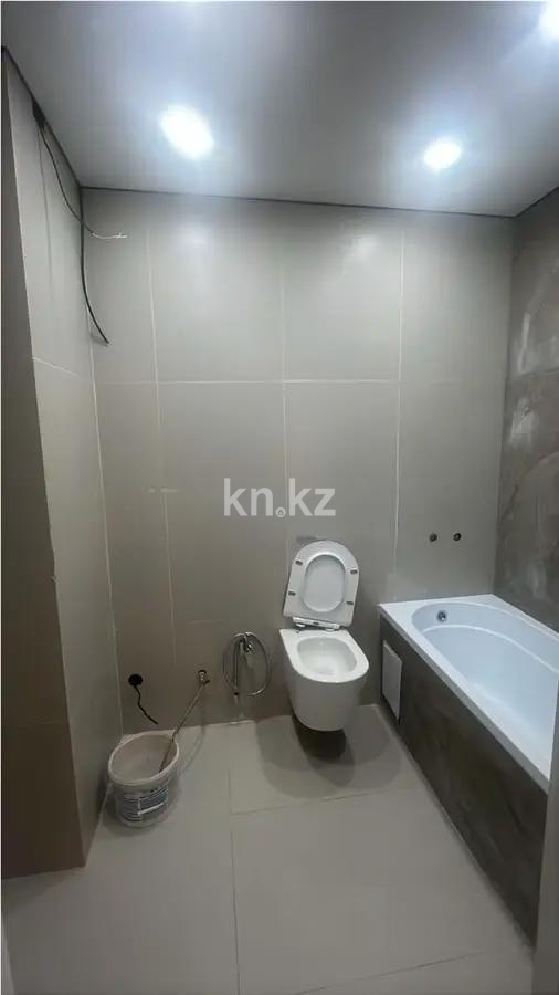 Продажа 2-комнатной квартиры, 45.5 м² в Алматы - фото 3