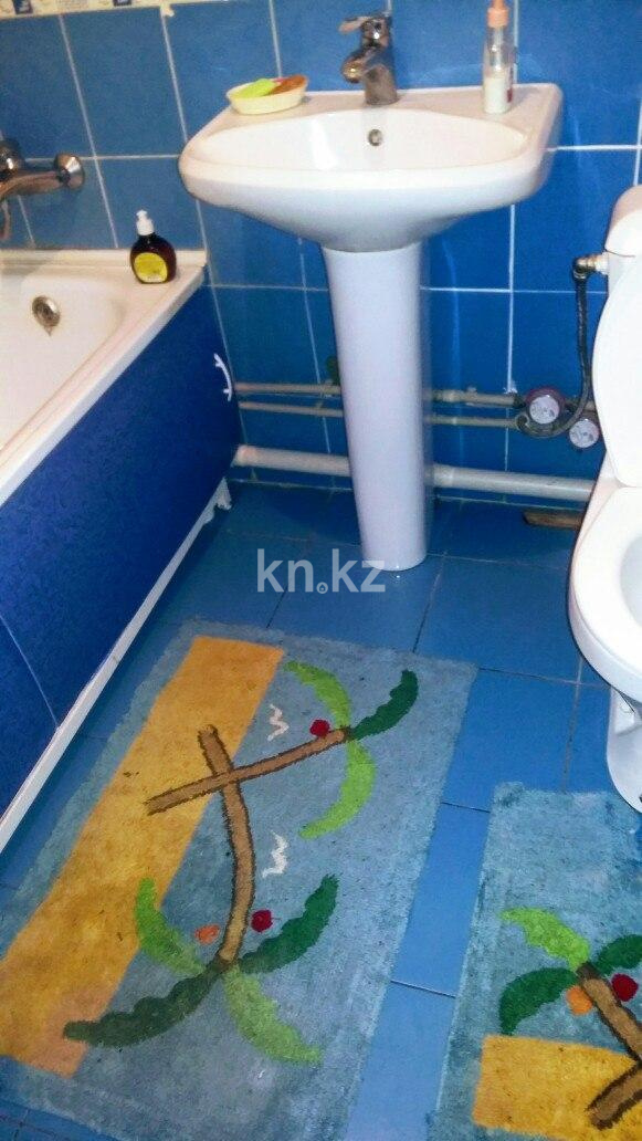 Продажа 3-комнатной квартиры, 65 м², пр. Назарбаева, дом  191/1 - Продажа квартир в Уральске фото 6 из 8