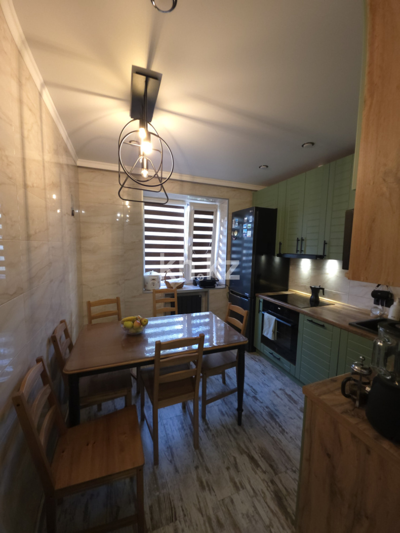 Продажа 4-комнатной квартиры, 76 м², мкр. Орбита-1, дом  11 - Продажа  четырехкомнатных квартир в Караганде фото 7 из 15