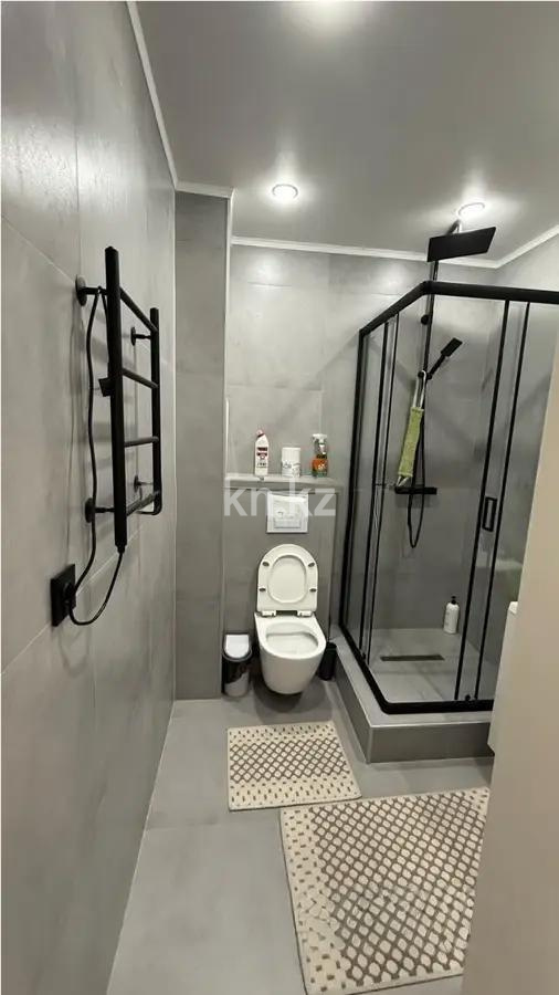 Продажа 1-комнатной квартиры, 40 м², мкр-н Аксай-3, дом  5 в Алматы - фото 3